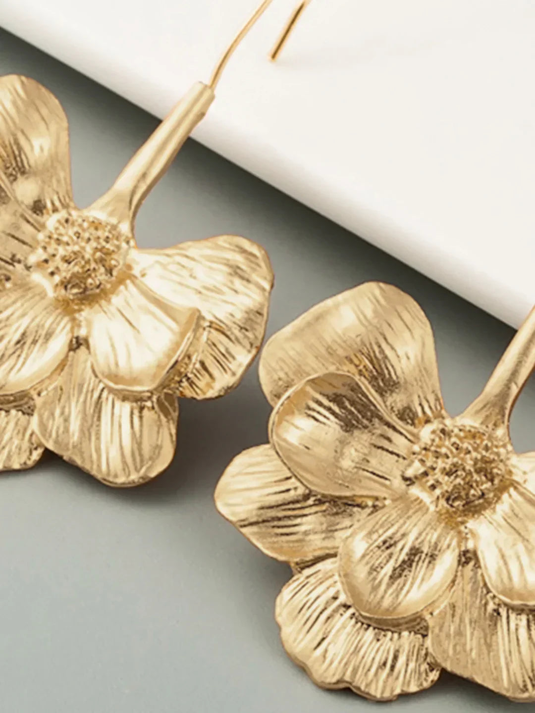 Eva & Blake™ | Blooming Flower Earrings
