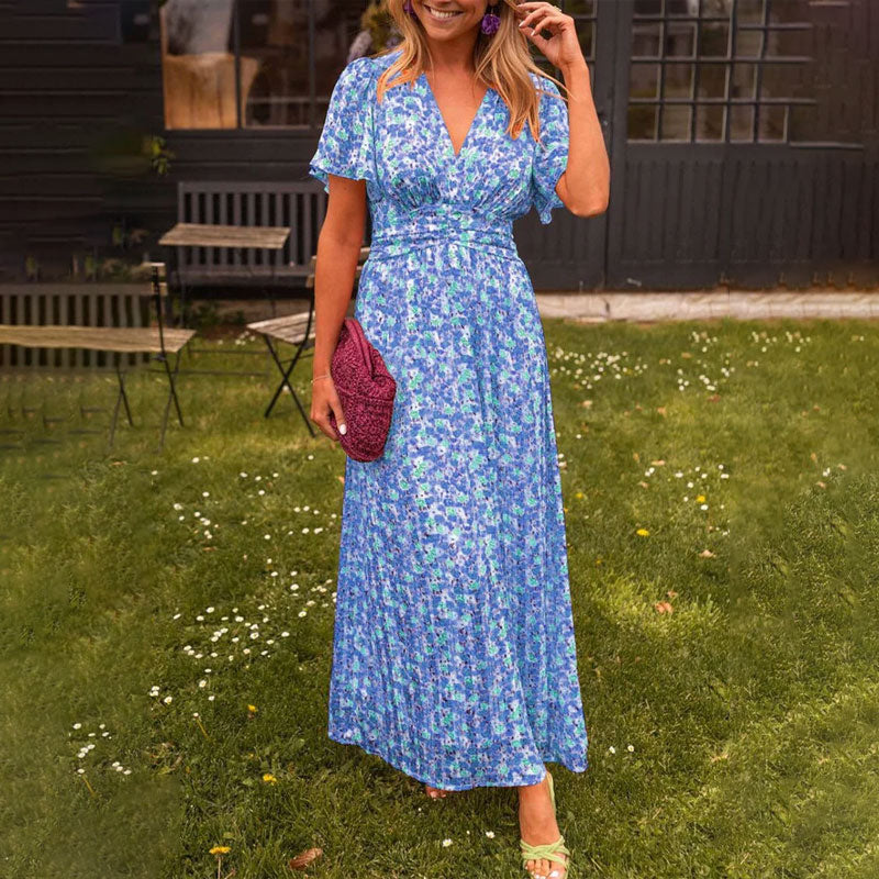 Eva & Blake™ | Maxi Dress with Flowers and Flowing Sleeves