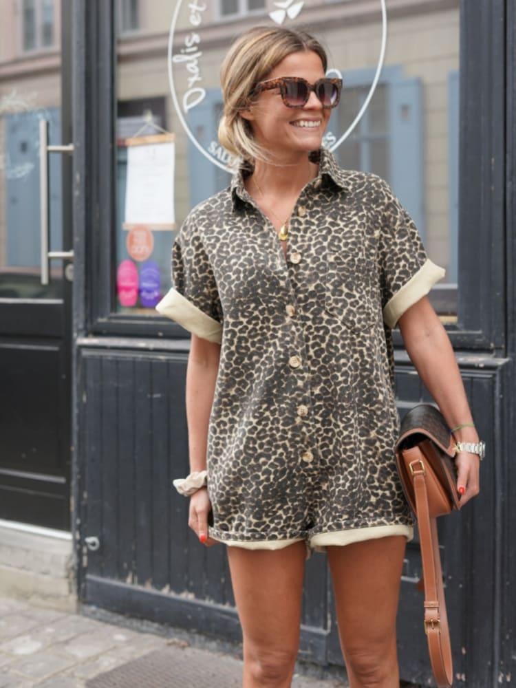 Eva & Blake™ | Kitten Print Shirt Dress